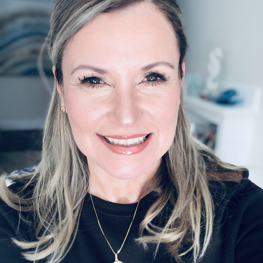 Nina  Stelfox