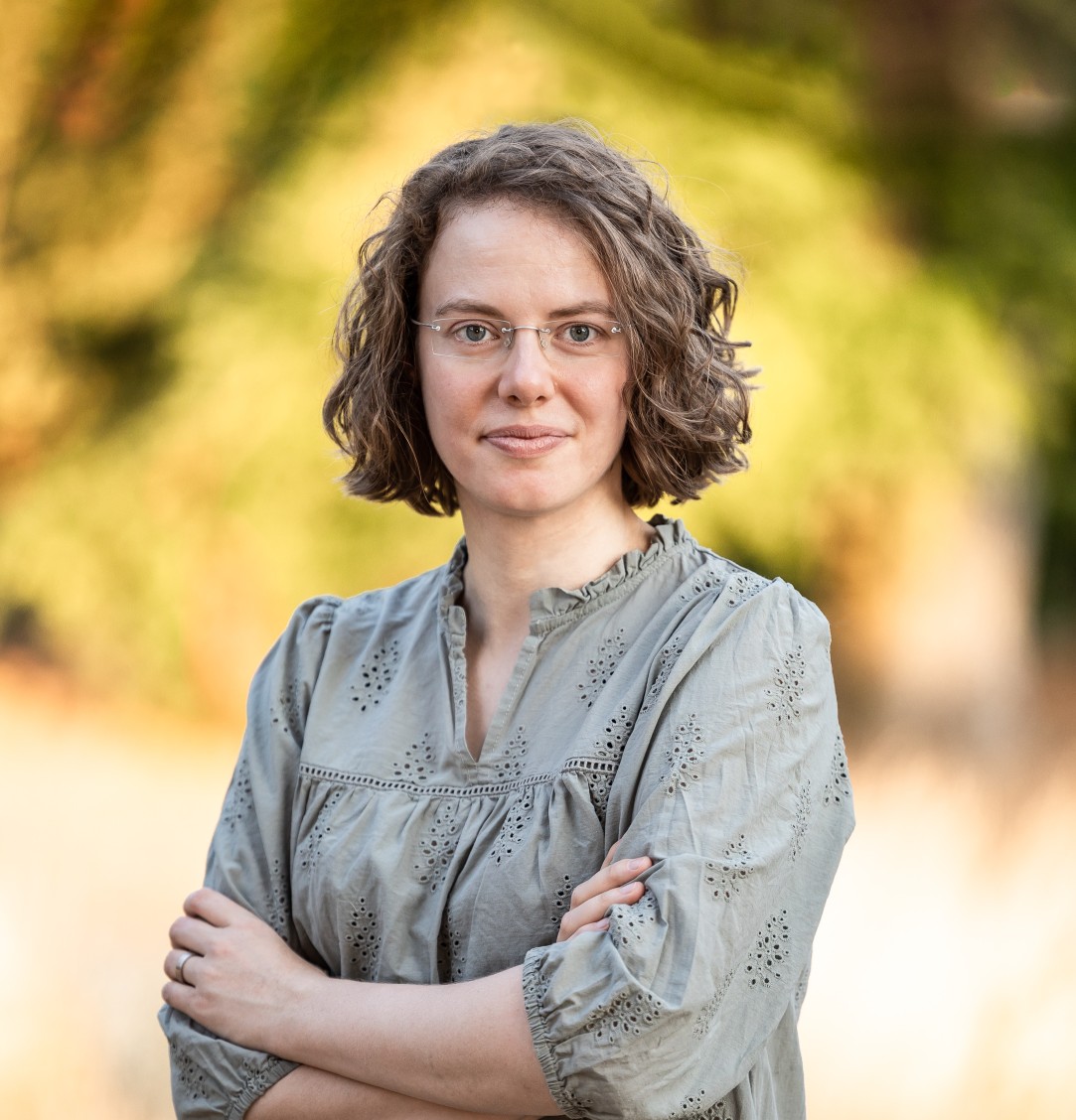 Karla  Schoenicke