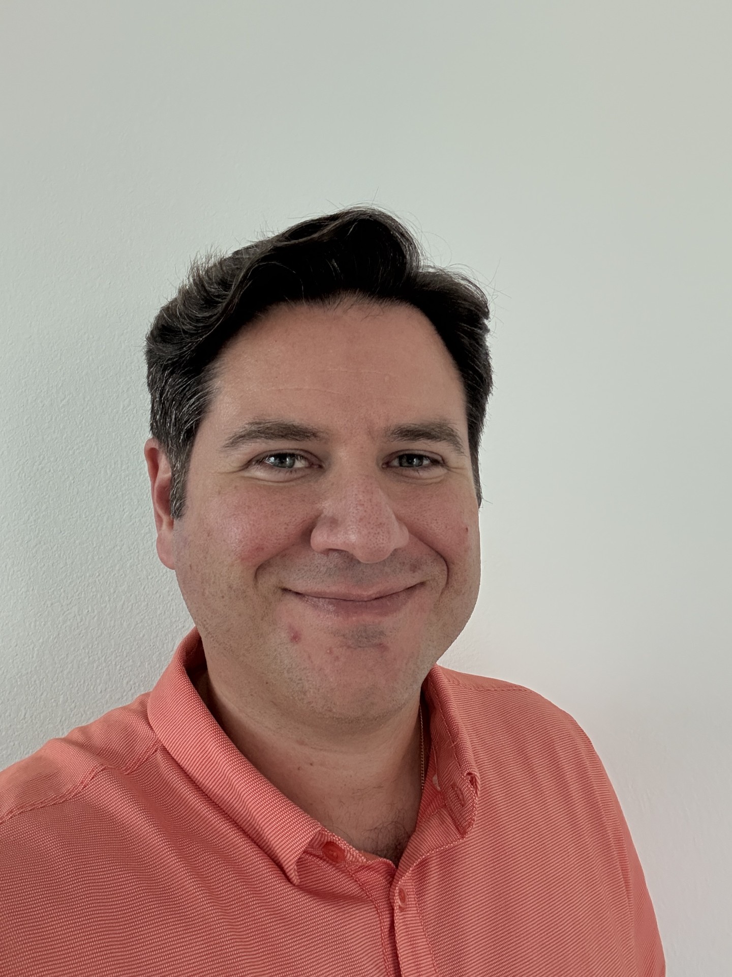 Peter-Elias  Alouche